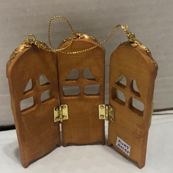 CHRISTMAS ORNAMENT-DRESSING SCREEN/DOLLHOUSE ITEM BY KURT ADLER - Picture 4 of 4